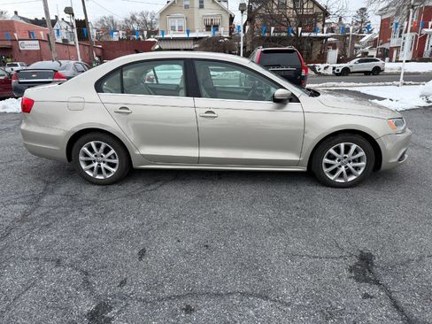 Used 2014 Volkswagen Jetta SE image 6