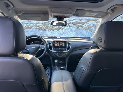 Used 2018 Chevrolet Equinox Premier image 31