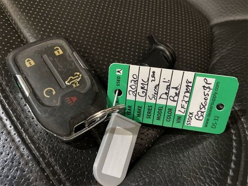 Used 2020 GMC Sierra 2500 Denali w/ Denali Ultimate Package image 32