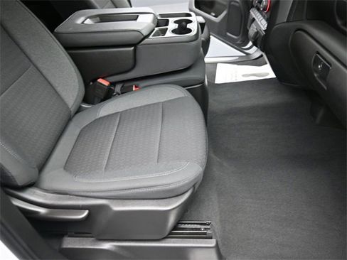 Used 2022 Chevrolet Silverado 1500 LT w/ Safety Package image 25