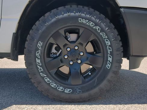 Used 2025 RAM 1500 Classic Warlock image 31