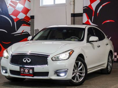 Used 2015 INFINITI Q70 3.7
