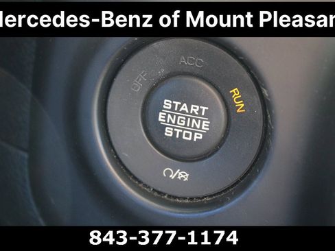 Used 2018 Jeep Wrangler Unlimited Sahara image 32