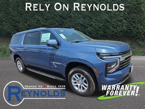 New 2026 Chevrolet Suburban LT w/ Comfort Package AWD/4WD image 1