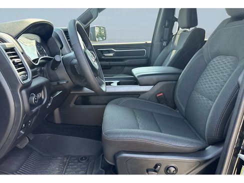 Used 2025 RAM 1500 Big Horn AWD/4WD image 12