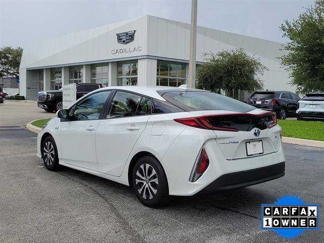 Used 2021 Toyota Prius Prime XLE w/ Carpet Mat Package (TMS) FWD image 19