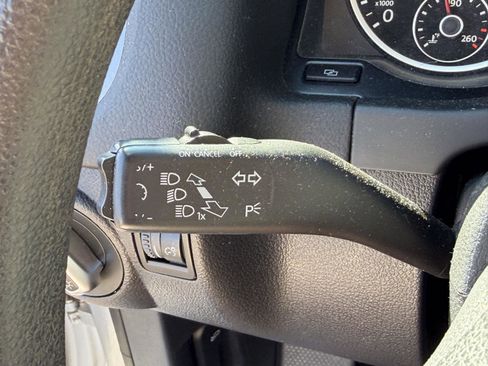 Used 2012 Volkswagen Tiguan S AWD/4WD image 15