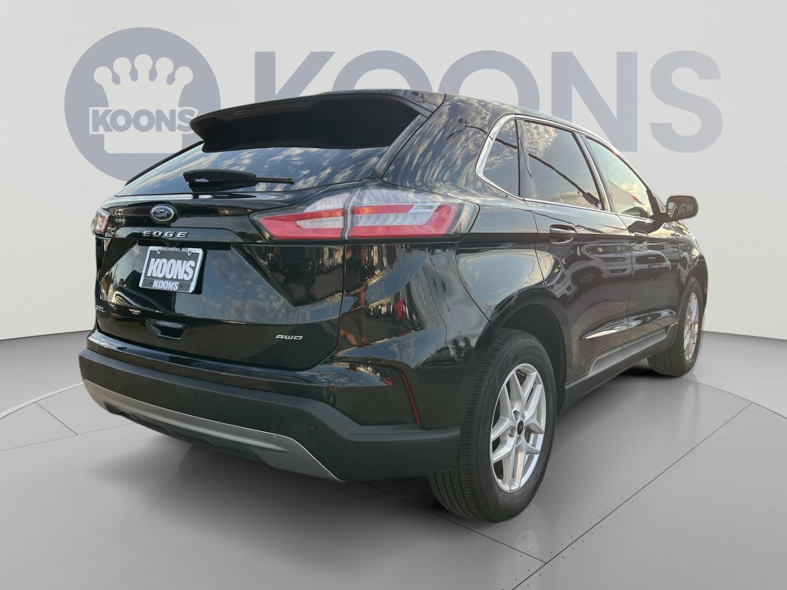 Used 2024 Ford Edge SEL AWD/4WD image 7