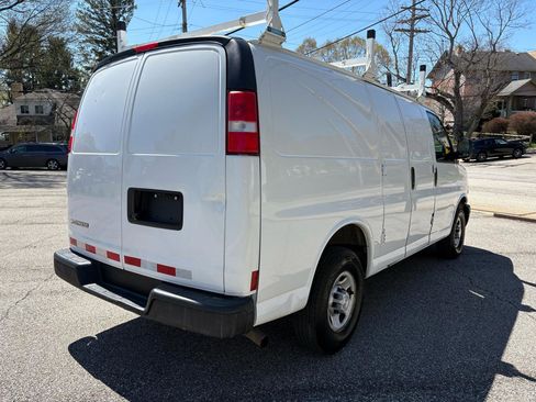 Used 2020 Chevrolet Express 2500 w/ Driver Convenience Package image 9