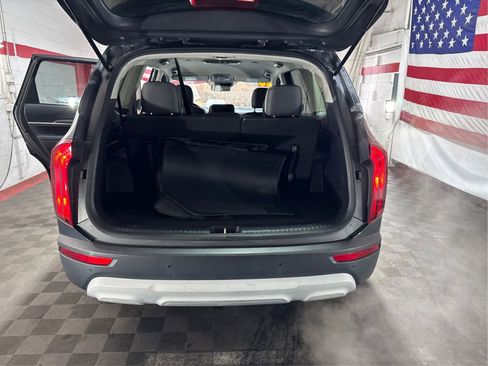Used 2020 Kia Telluride LX image 11