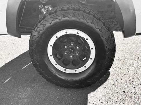 Used 2014 Ford F150 Raptor w/ Equipment Group 801A Luxury image 13