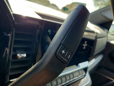Certified 2026 Chevrolet Silverado 1500 RST AWD/4WD image 28