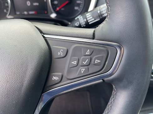 Used 2024 Chevrolet Equinox LT image 34