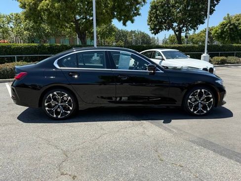 Used 2025 BMW 330i Sedan w/ Convenience Package RWD image 7