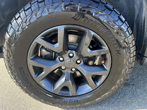 Used 2020 Jeep Cherokee Latitude image 11