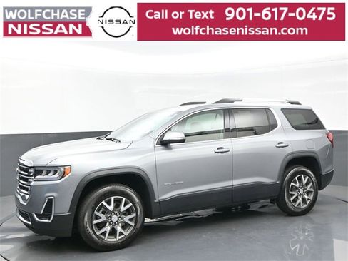 Used 2023 GMC Acadia SLE w/ Driver Convenience Package image 2