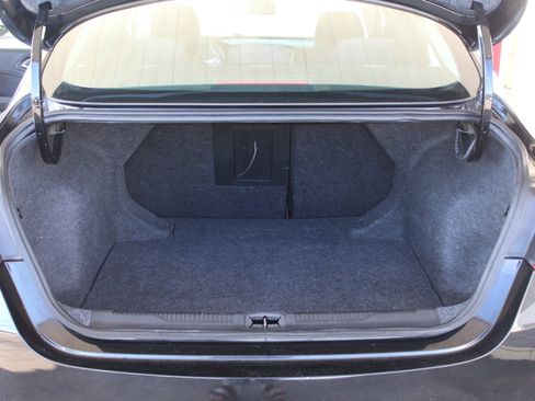 Used 2015 Chrysler 200 Limited FWD image 14