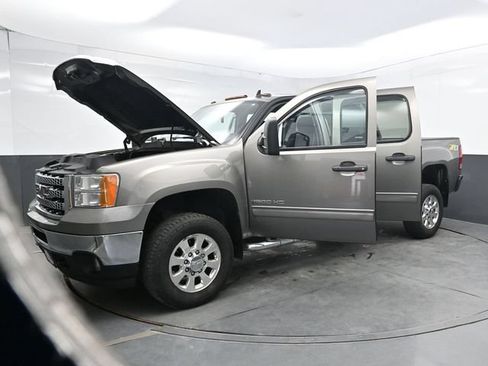 Used 2014 GMC Sierra 2500 SLE w/ SLE Preferred Package AWD/4WD image 41