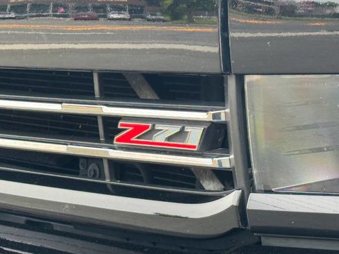 Used 2017 Chevrolet Silverado 2500 LTZ w/ Duramax Plus Package AWD/4WD image 11