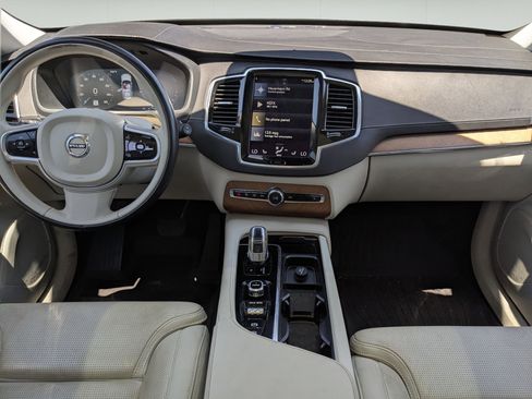 Used 2017 Volvo XC90 T8 Inscription w/ Vision Package AWD/4WD image 12