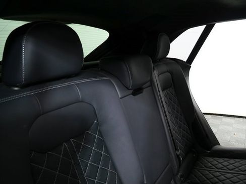 Used 2024 Audi SQ8 Prestige image 24