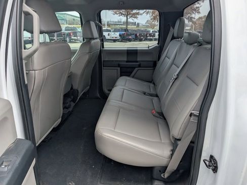 Used 2018 Ford F250 XL w/ Power Equipment Group image 11