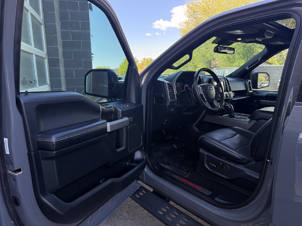 Used 2020 Ford F150 Raptor w/ Equipment Group 802A Luxury AWD/4WD image 20