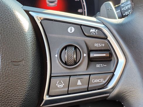 Used 2025 Acura MDX SH-AWD image 22