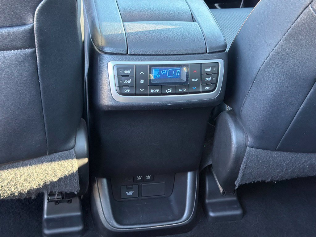 Used 2017 Toyota Highlander Limited Platinum w/ Carpet Mat Package AWD/4WD image 20