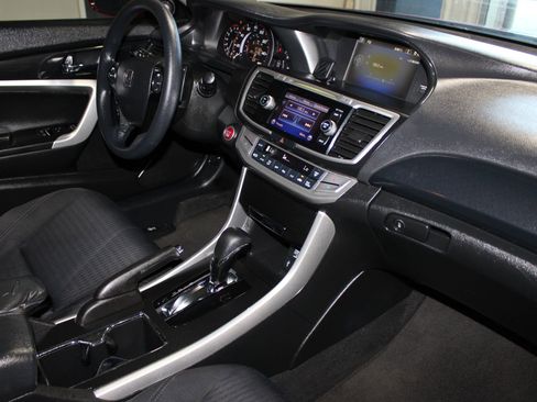 Used 2013 Honda Accord EX image 33