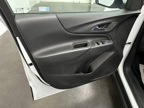 Used 2023 Chevrolet Equinox LT w/ LPO, Floor Liner Package AWD/4WD image 23