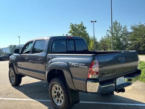 Used 2015 Toyota Tacoma 4x4 Double Cab w/ TRD Off-Road Package image 3