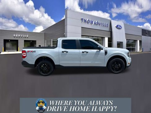 Certified 2025 Ford Maverick XLT w/ XLT Luxury Package AWD/4WD image 2