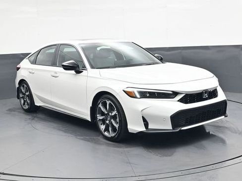 Used 2025 Honda Civic Sport Touring image 2