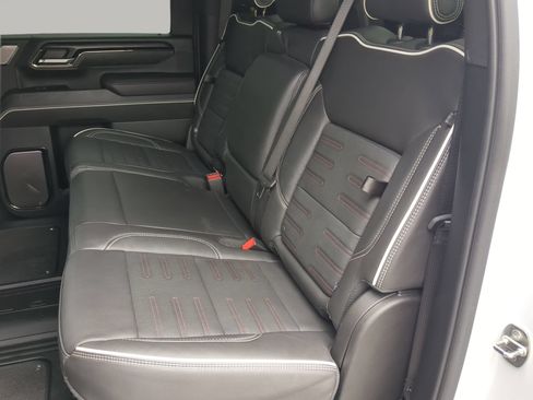 Used 2024 GMC Sierra 2500 AT4X AWD/4WD image 54