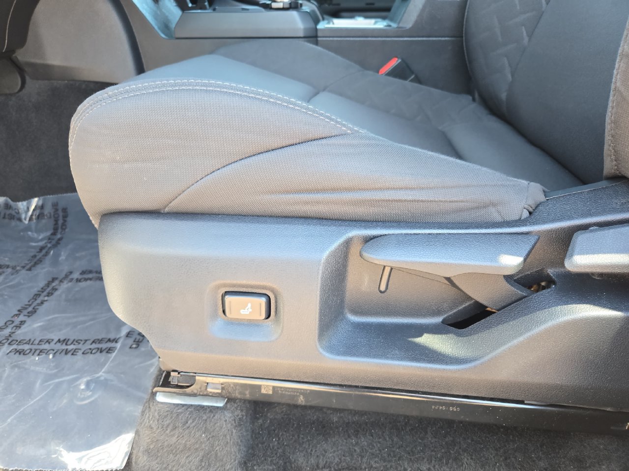 Used 2024 Toyota Tacoma SR5 AWD/4WD image 27