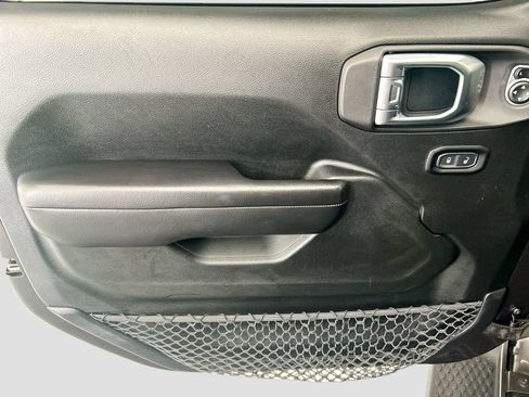 Used 2019 Jeep Wrangler Unlimited Sport AWD/4WD image 22