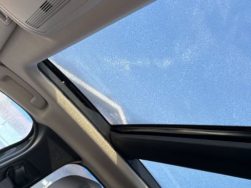 Used 2024 MAZDA CX-50 2.5 Turbo w/ Premium Plus Pkg image 16