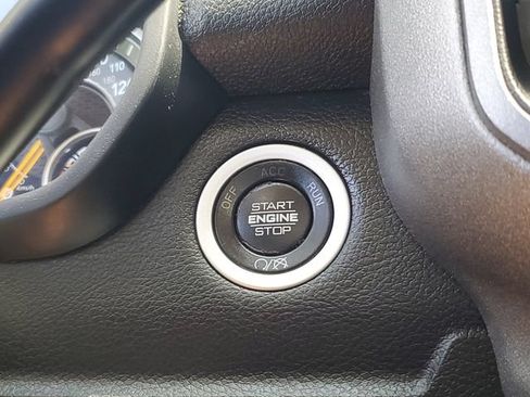 Used 2020 RAM 5500 Tradesman w/ Chrome Appearance Group AWD/4WD image 20