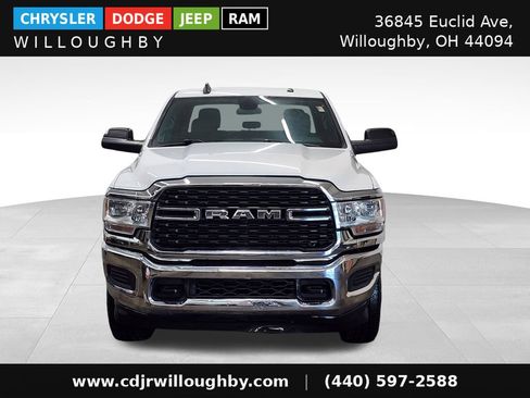 Used 2022 RAM 2500 Big Horn AWD/4WD image 2