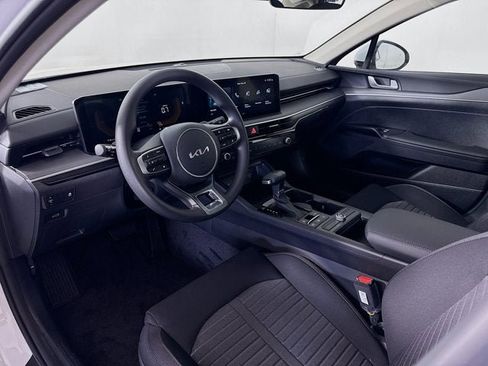 New 2025 Kia K5 LXS image 12