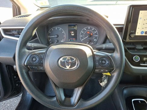 Certified 2023 Toyota Corolla LE image 19
