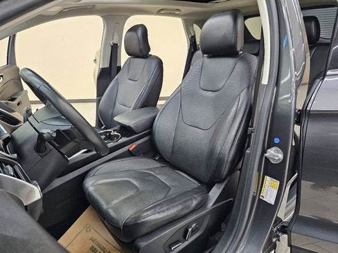 Used 2015 Ford Edge Titanium w/ Equipment Group 302A FWD image 17