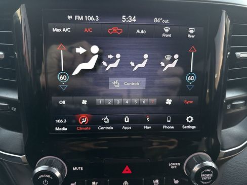 Used 2021 RAM 1500 Laramie image 22