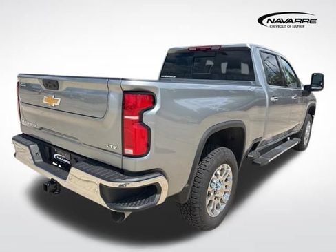 New 2026 Chevrolet Silverado 2500 LTZ w/ LTZ Premium Package AWD/4WD image 8