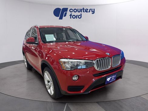Used 2015 BMW X3 sDrive28i image 1