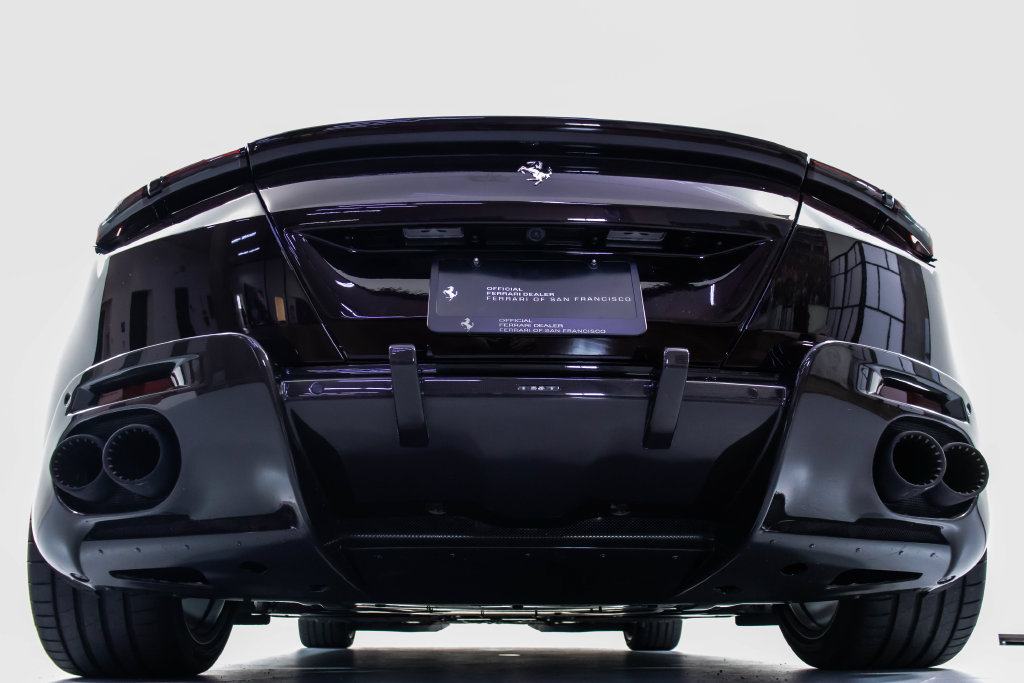 Certified 2024 Ferrari Roma Spider RWD image 23