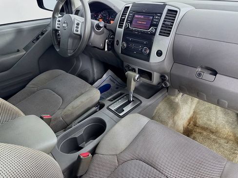 Used 2018 Nissan Frontier SV AWD/4WD image 33