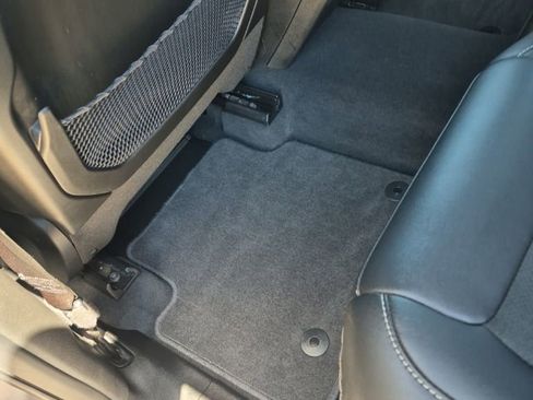 Used 2025 Jeep Grand Cherokee Altitude image 26