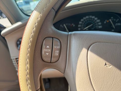 Used 2002 Buick Century Custom w/ Special Edition Pkg FWD image 15
